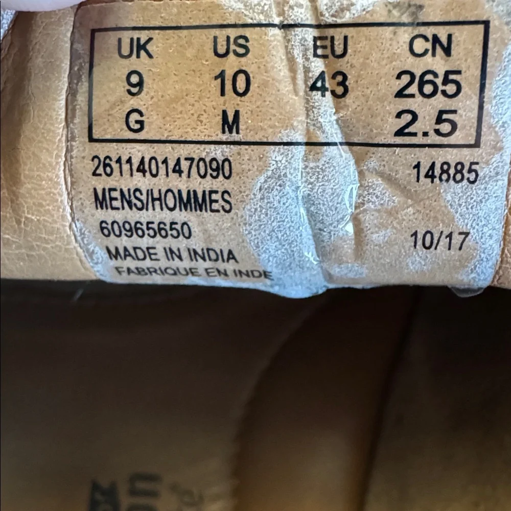 Mens career business, professional Clarks Tan Leather Oxfords Size 10 M